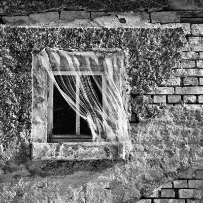 Fenster an einem alten Bauerhaus im Vogtland